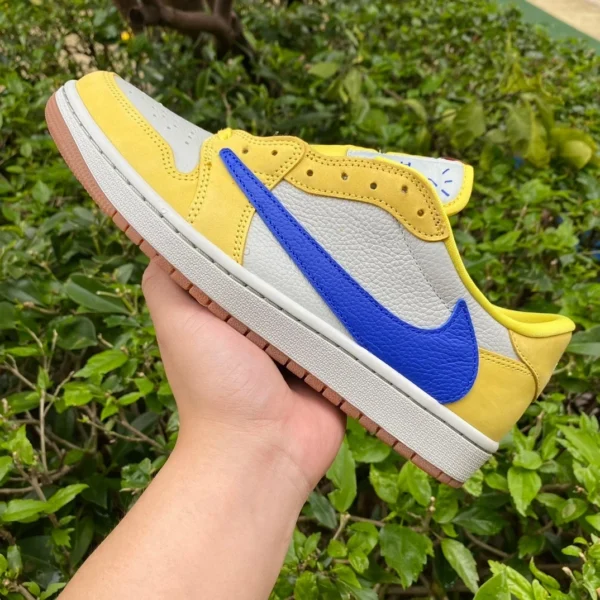 aj1 barb basso top bianco giallo blu dg2.0 puro originale Travis Scott x Air Jordan 1 Low "Canary" 8.0 barb basso top D