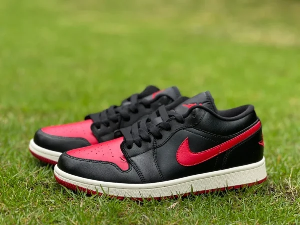 aj1 nero rosso basso y puro originale Air Jordan 1 Bred Sail AJ1 Low scarpe da basket nere e rosse DC0774-061