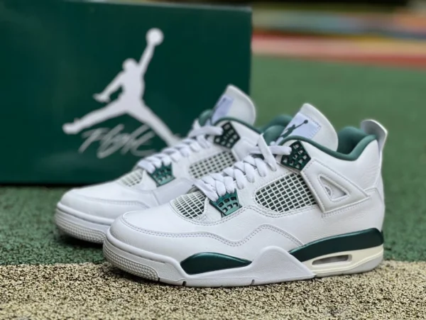 aj4 bianco invecchiato verde ossidato verde speciale per la versione LJR Air Jordan 4 "Oxidized Green" FQ8138-103