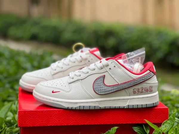 Dunk bianca e rossa Year of the Dragon in edizione limitata Nike Dunk Low Year of the Dragon Ao Bingsan Taizi sneakers basse casual DQ1098-366